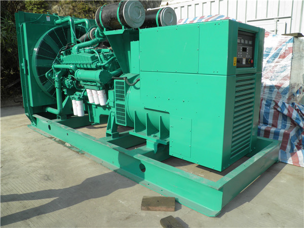 铁西出租发电机 发电机组厂家：柴油发电机组的控制屏的作用是什么？