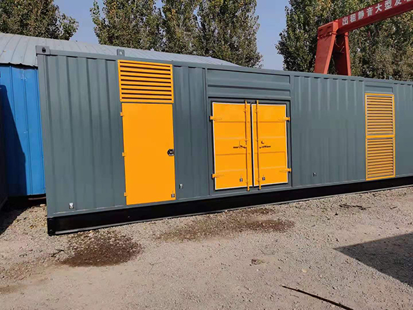 铁西签订发电机出租合同时需要注意的一些重要事项：