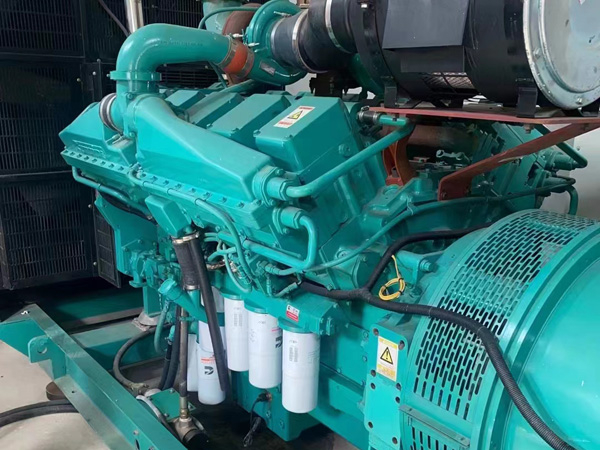 铁西更换100kW柴油发电机组机油时，需要注意哪些事项？